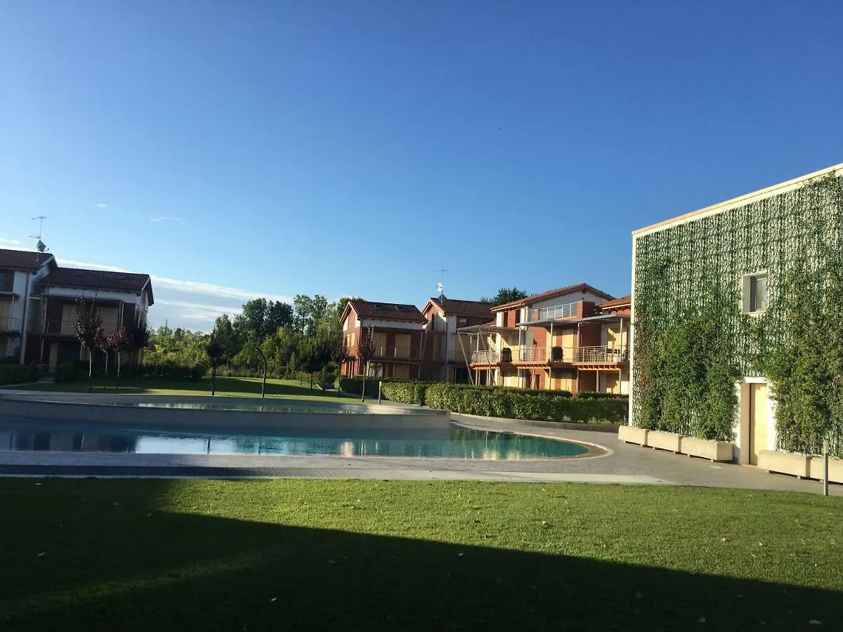 Apartment Paradiso Sul Lago Di Garda Castelnuovo del Garda