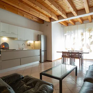  Appartamento Casa Aurora - 10 Min Da Gardaland & Di Garda