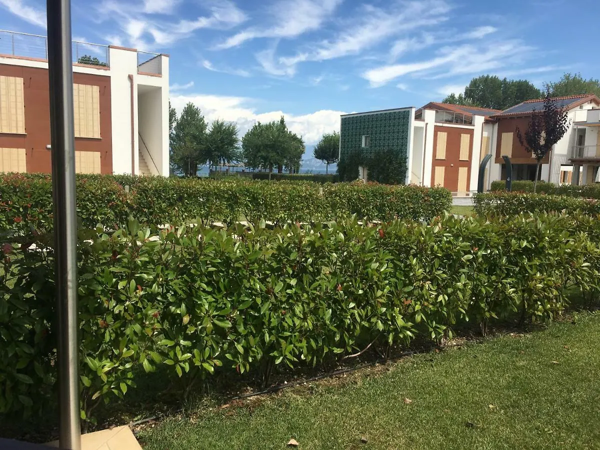 Paradiso Sul Lago Di Garda Castelnuovo del Garda